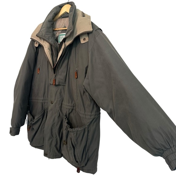 IZOD Men's XL Sports Outwear Hooded Down Winter Coat Green Pocket Outdoor Jacket - Picture 2 of 5